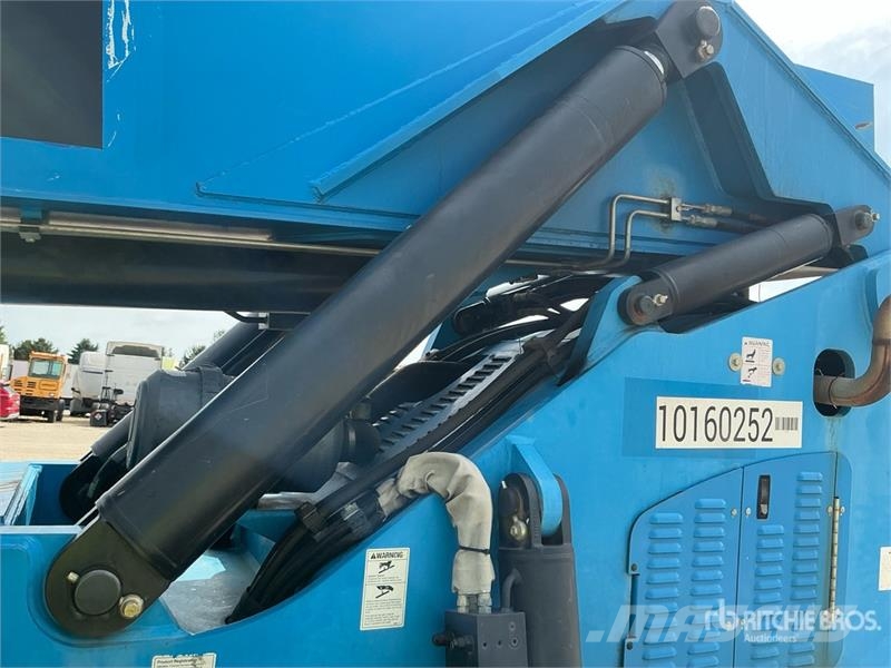 Genie GTH-1056 Teleskopski viličarji