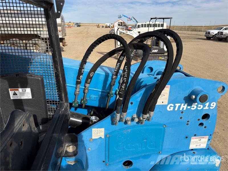 Genie GTH-5519 Teleskopski viličarji
