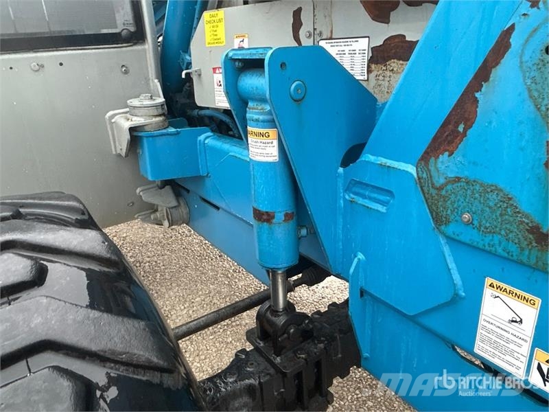Genie GTH-844 Chariot télescopique