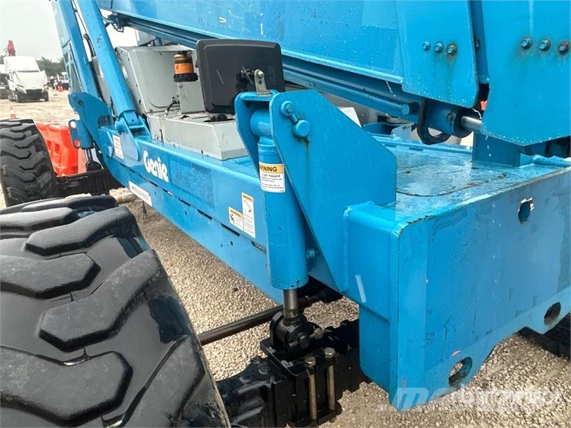 Genie GTH-844 Chariot télescopique