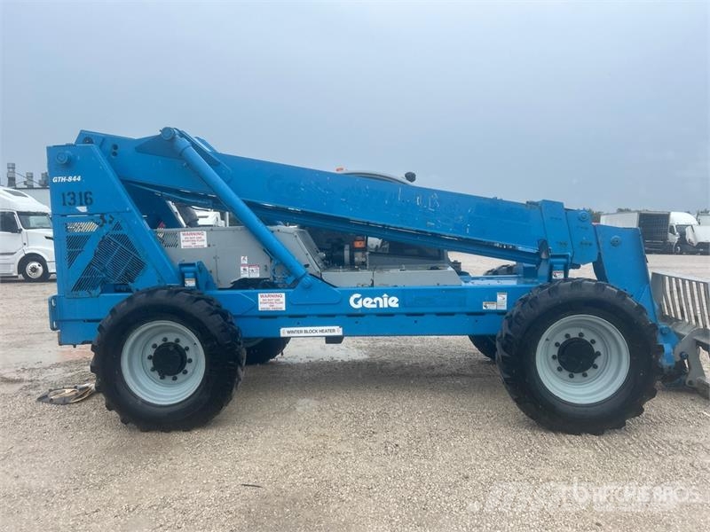 Genie GTH-844 Chariot télescopique