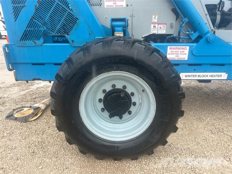 Genie GTH-844 Chariot télescopique