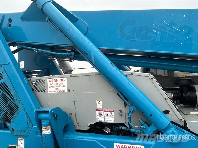 Genie GTH-844 Chariot télescopique