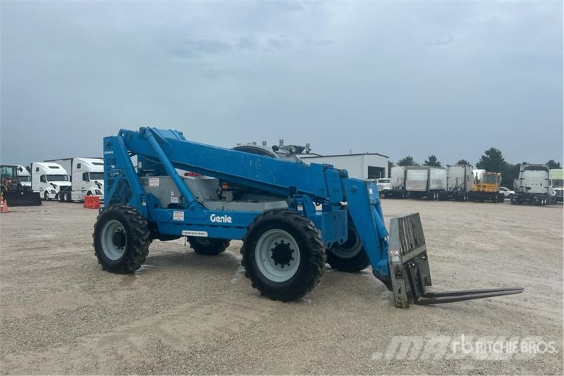 Genie GTH-844 Chariot télescopique
