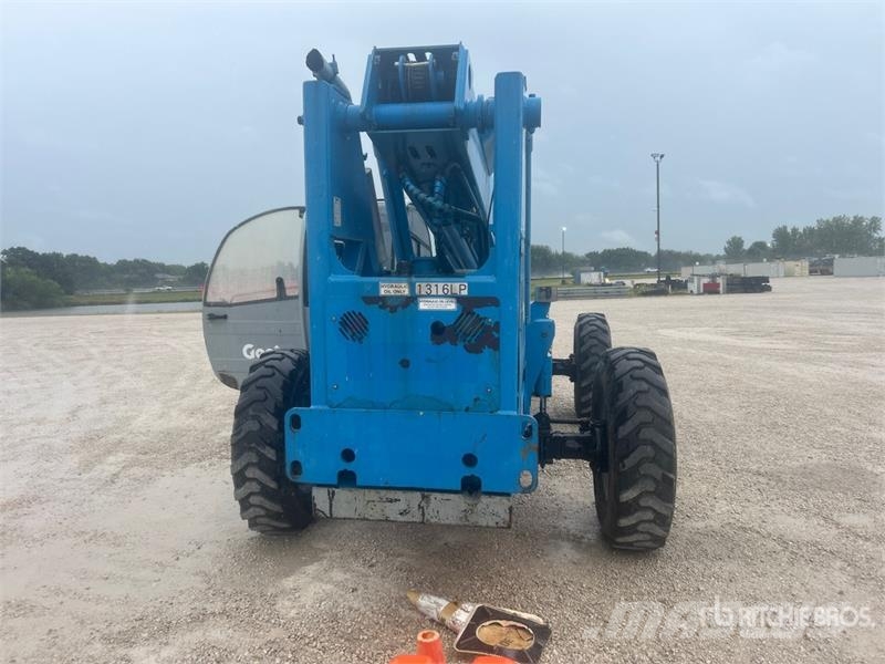 Genie GTH-844 Chariot télescopique