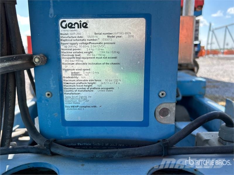 Genie IWP-25S Vertikálne stĺpové výťahy