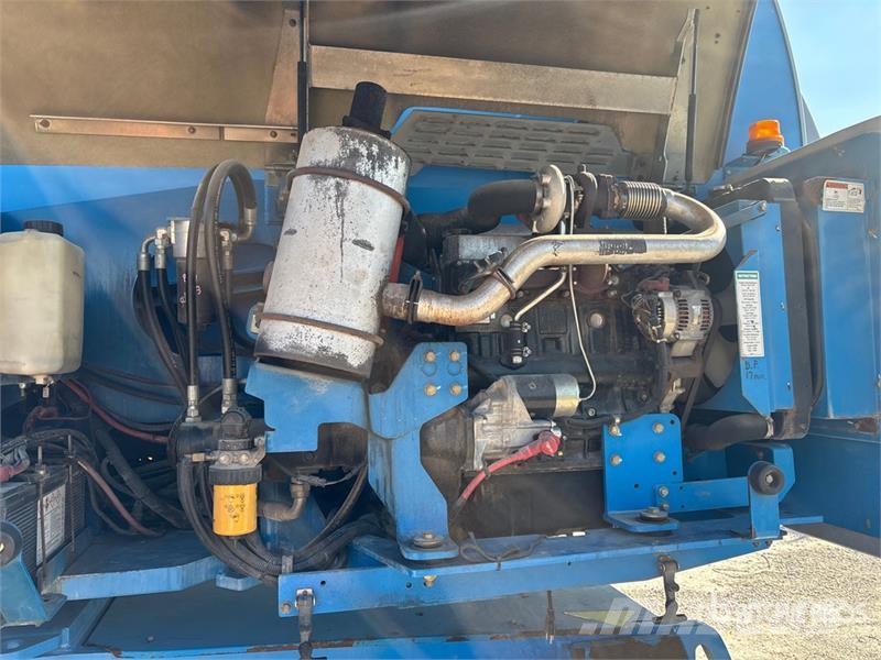 Genie S-125 4WD Diesel Telescopic Boom Lift 伸縮臂高空作業車