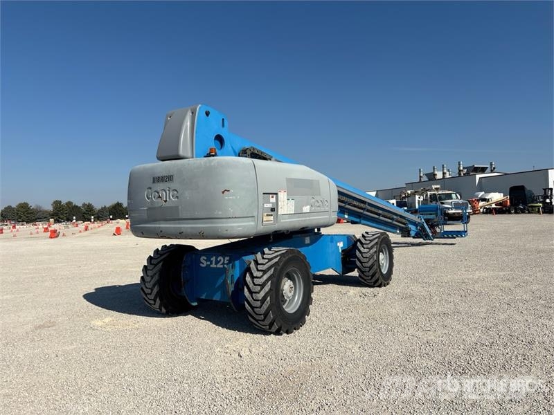 Genie S-125 4WD Diesel Telescopic Boom Lift Teleskopske dvižne ploščadi