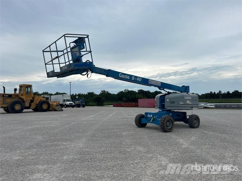 Genie S-40 4WD Diesel Telescopic Boom Lift Teleskopske podizne platforme