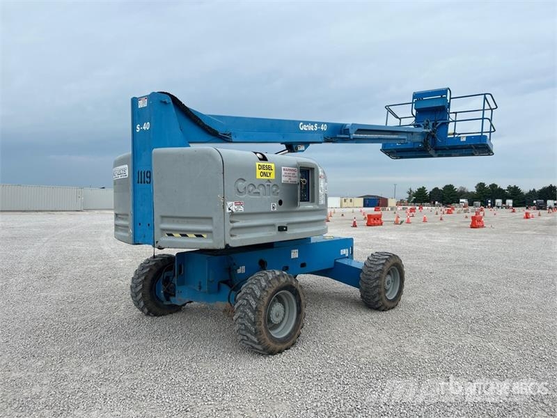 Genie S-40 4WD Diesel Telescopic Boom Lift Teleskopske podizne platforme