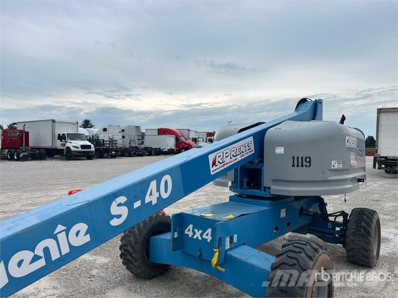 Genie S-40 4WD Diesel Telescopic Boom Lift Teleskopske podizne platforme