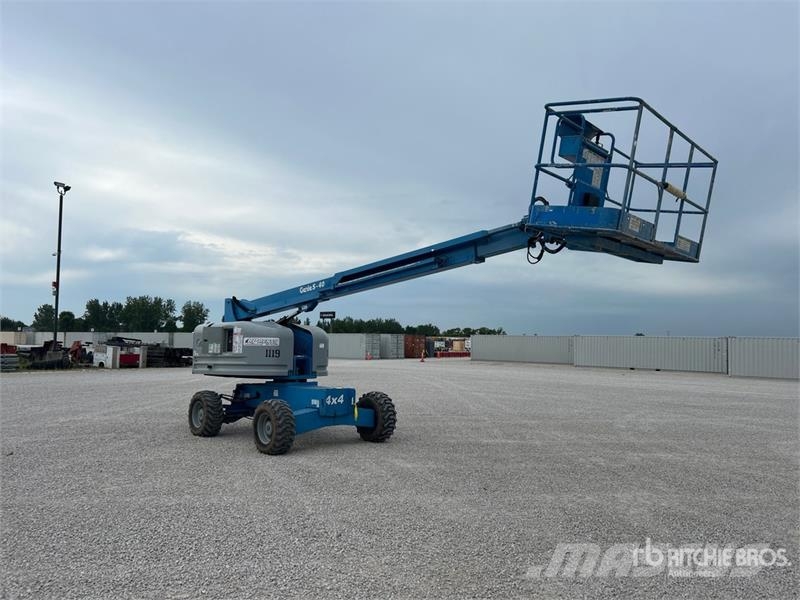 Genie S-40 4WD Diesel Telescopic Boom Lift Teleskopske podizne platforme