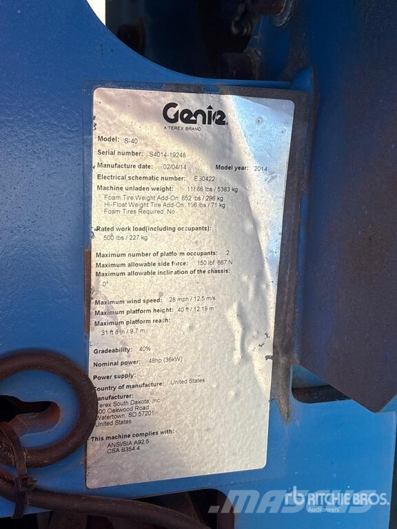 Genie S-40 4WD Diesel Telescopic Boom Lift Teleskopbühnen