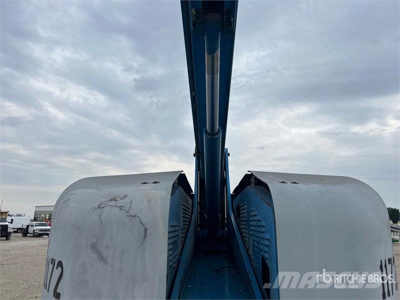 Genie S-40 4WD Dual Fuel Telescopic Boom Lift Teleszkópos emelők