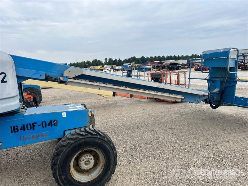 Genie S-40 4WD Dual Fuel Telescopic Boom Lift Teleszkópos emelők