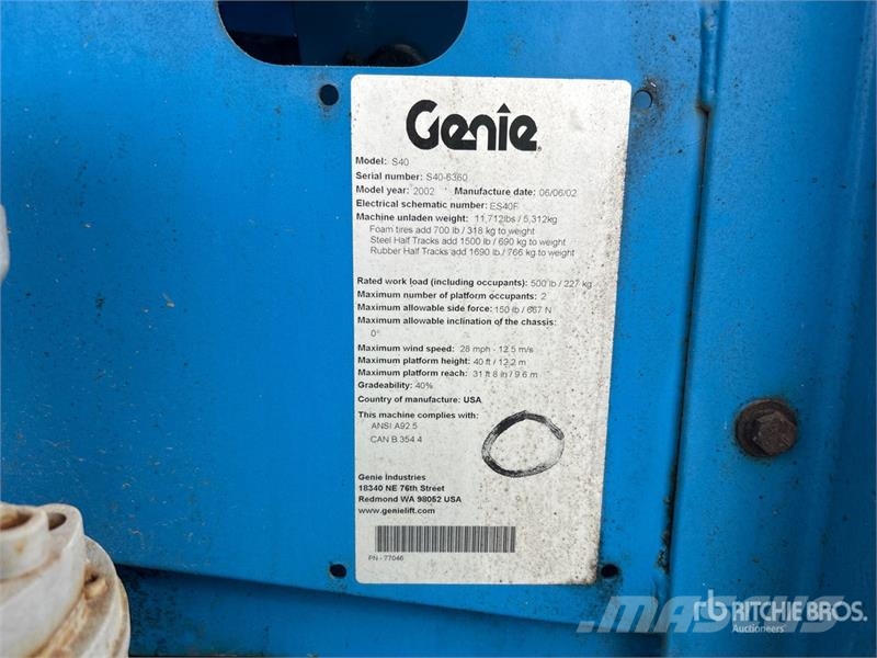 Genie S-40 4WD Dual Fuel Telescopic Boom Lift Teleszkópos emelők
