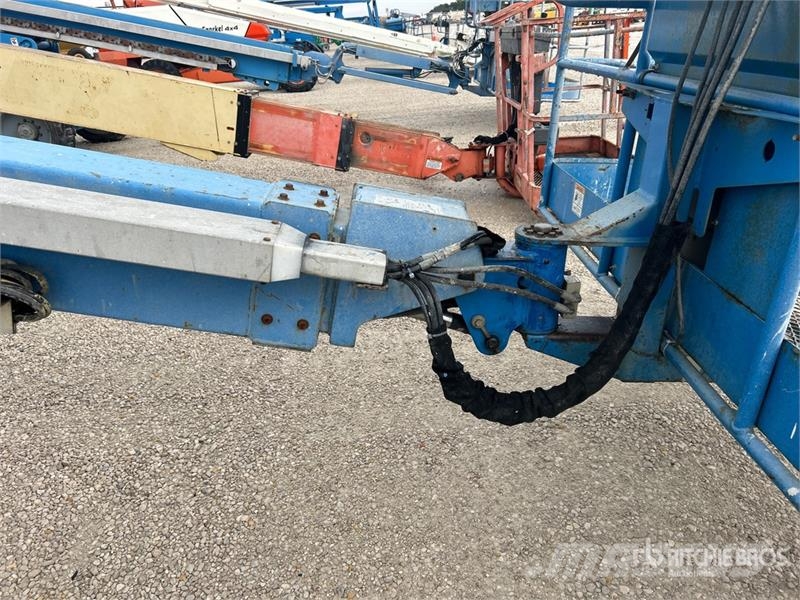 Genie S-40 4WD Dual Fuel Telescopic Boom Lift Teleszkópos emelők