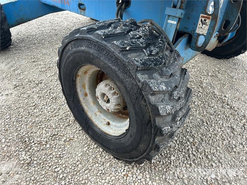 Genie S-40 4WD Dual Fuel Telescopic Boom Lift Teleszkópos emelők