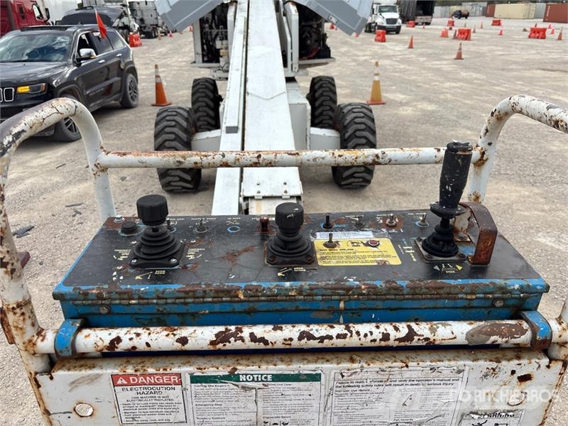 Genie S-60 2WD Diesel Telescopic Boom Lift Nacelles télescopiques