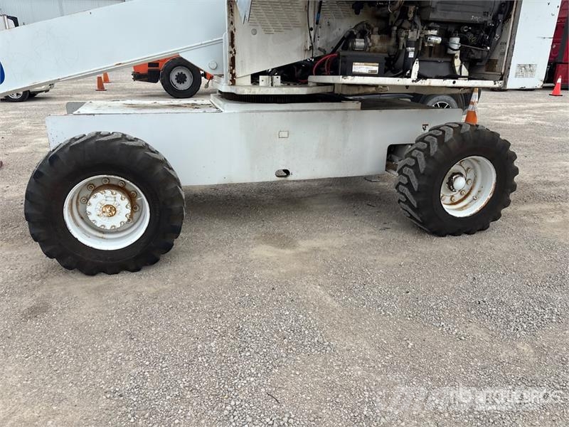 Genie S-60 2WD Diesel Telescopic Boom Lift Nacelles télescopiques