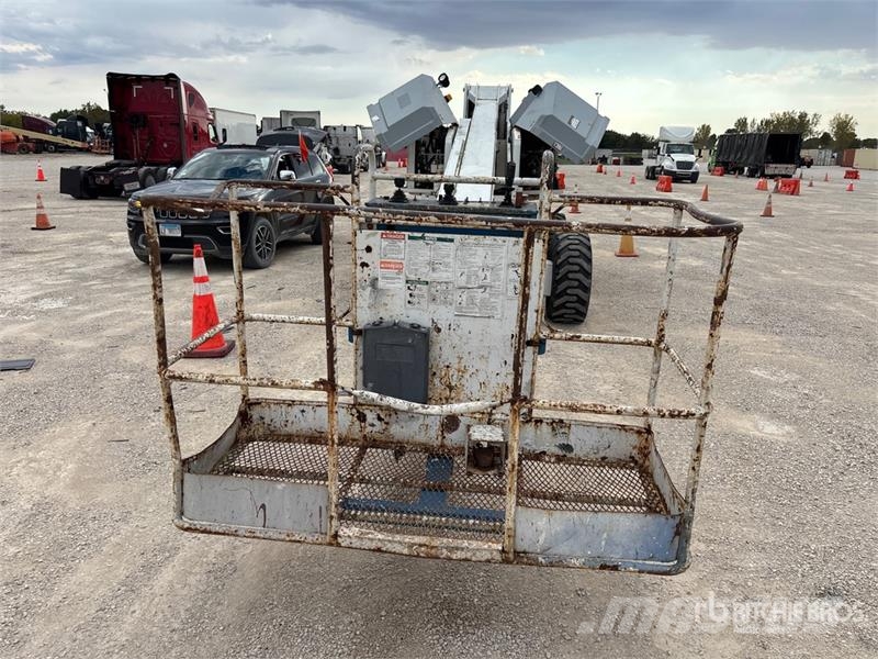 Genie S-60 2WD Diesel Telescopic Boom Lift Nacelles télescopiques