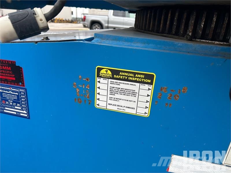 Genie S-65 Telescopic boom lifts