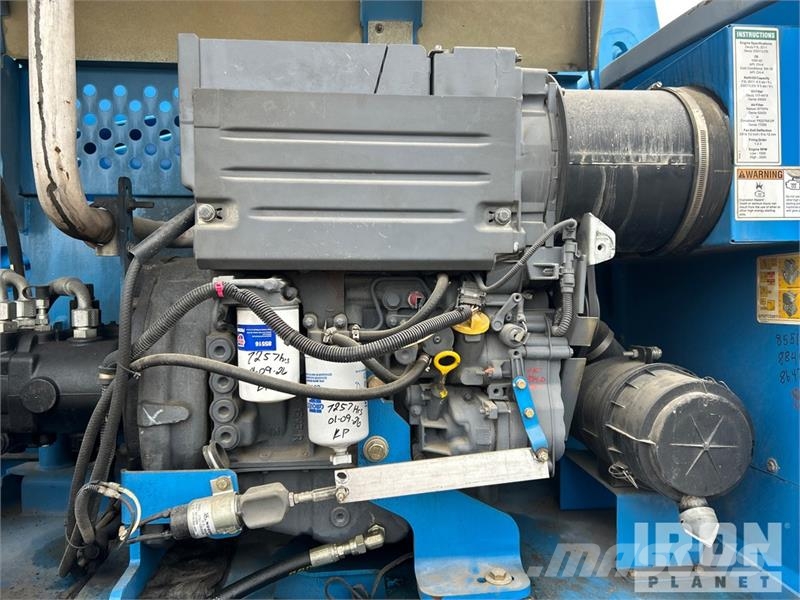 Genie S-65 Telescopic boom lifts