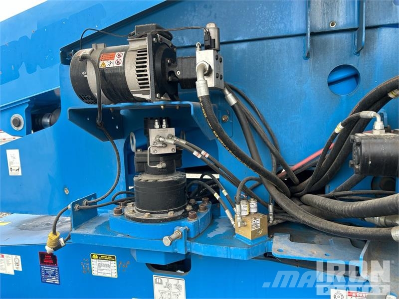 Genie S-65 Telescopic boom lifts
