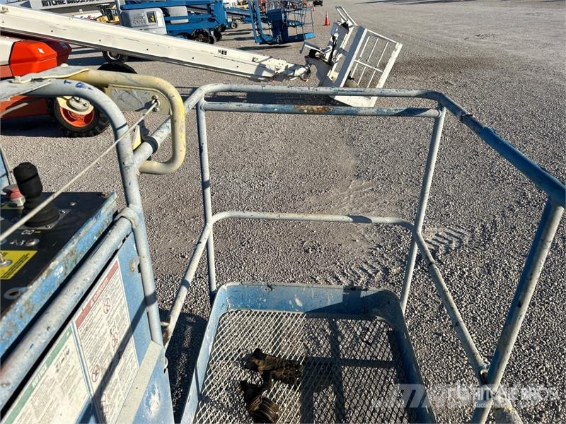 Genie S-65 4WD Diesel Telescopic Boom Lift ブームリフト　直伸型