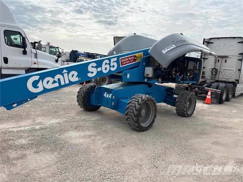 Genie S-65 4WD Diesel Telescopic Boom Lift Piattaforme a braccio telescopico