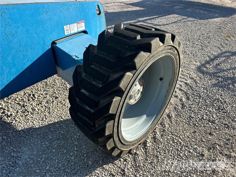 Genie S-65 4WD Diesel Telescopic Boom Lift ブームリフト　直伸型