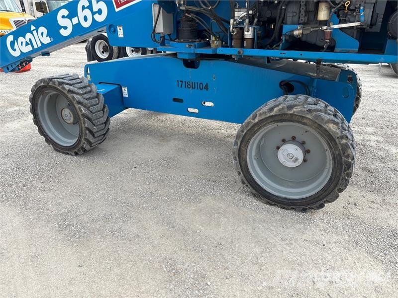 Genie S-65 4WD Diesel Telescopic Boom Lift Piattaforme a braccio telescopico