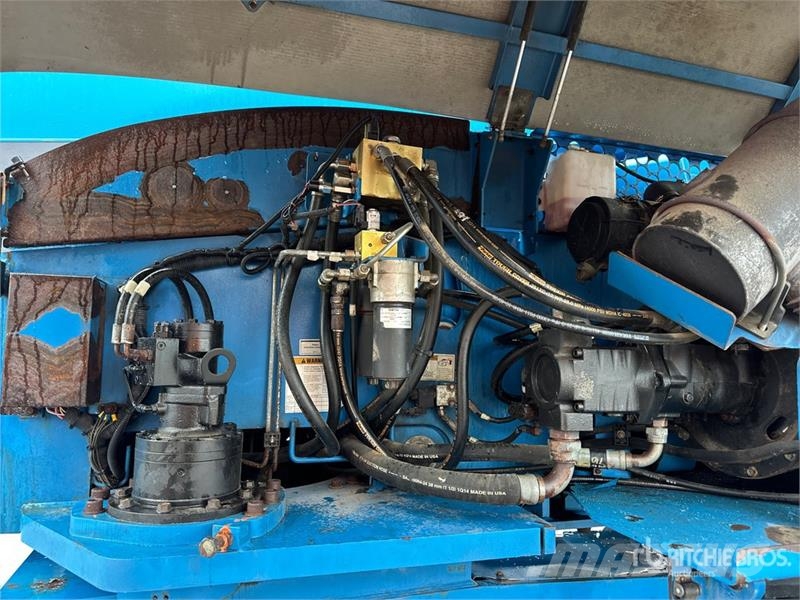 Genie S-85 4WD Diesel Telescopic Boom Lift Nacelles télescopiques