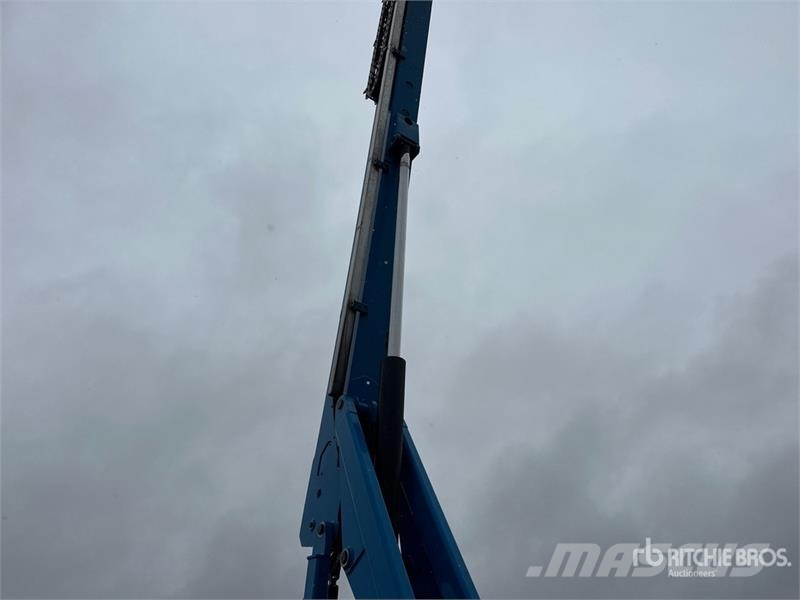 Genie S-85 4WD Diesel Telescopic Boom Lift رافعات سلة تلسكوبية