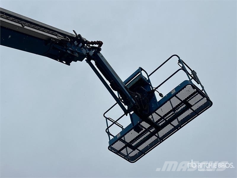 Genie S-85 4WD Diesel Telescopic Boom Lift رافعات سلة تلسكوبية