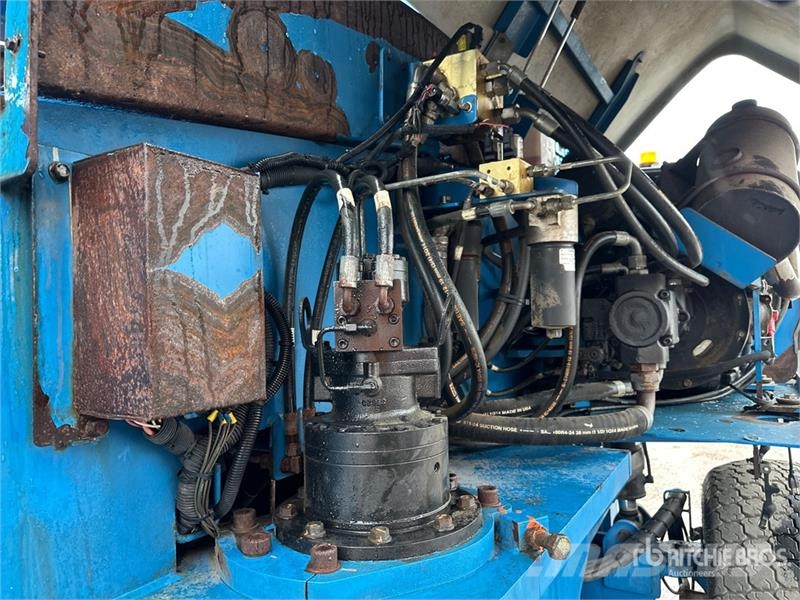 Genie S-85 4WD Diesel Telescopic Boom Lift Nacelles télescopiques