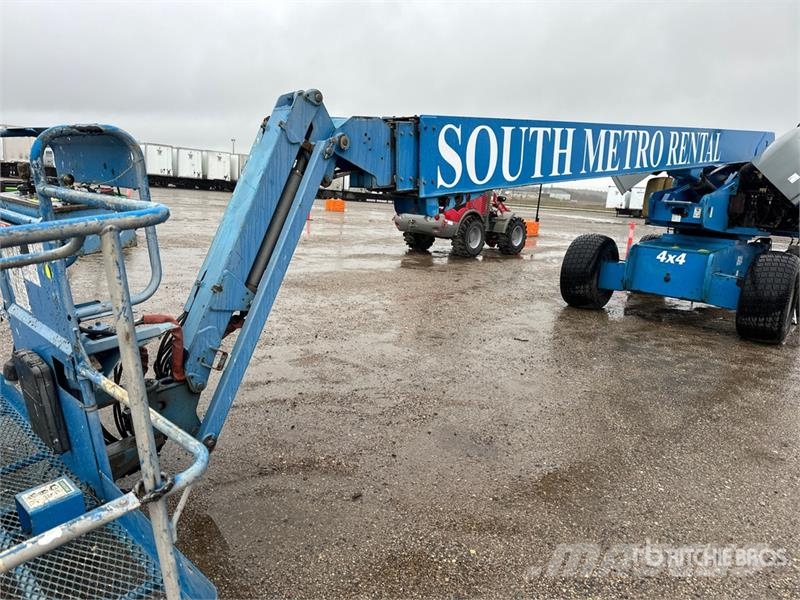 Genie S-85 4WD Diesel Telescopic Boom Lift Nacelles télescopiques