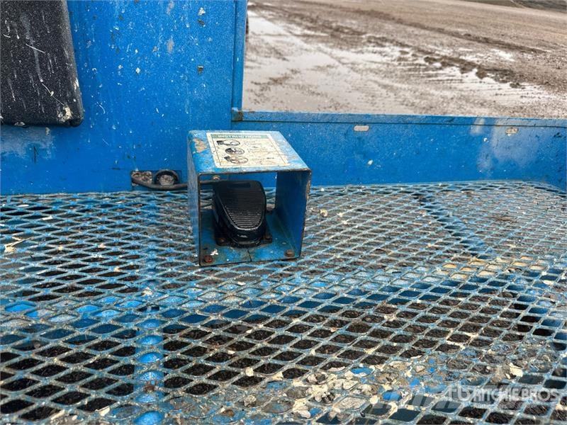 Genie S-85 4WD Diesel Telescopic Boom Lift رافعات سلة تلسكوبية