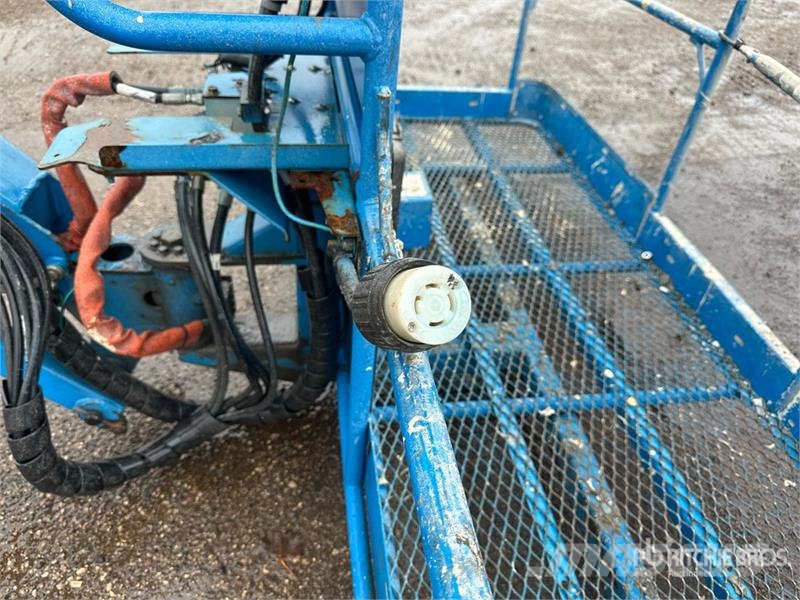 Genie S-85 4WD Diesel Telescopic Boom Lift رافعات سلة تلسكوبية