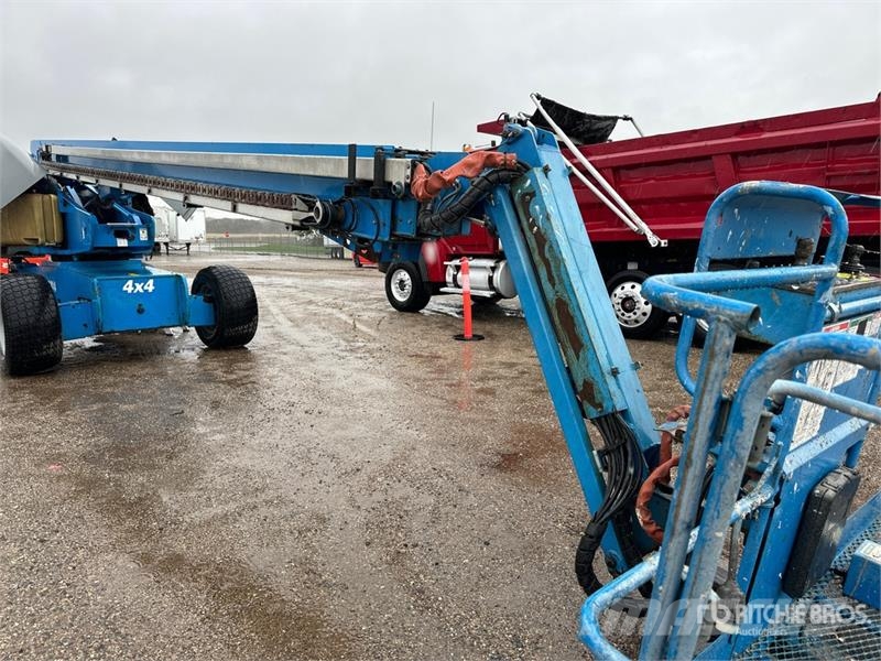 Genie S-85 4WD Diesel Telescopic Boom Lift Nacelles télescopiques
