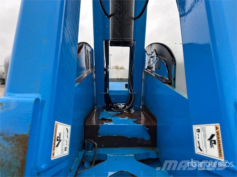 Genie S-85 4WD Diesel Telescopic Boom Lift رافعات سلة تلسكوبية