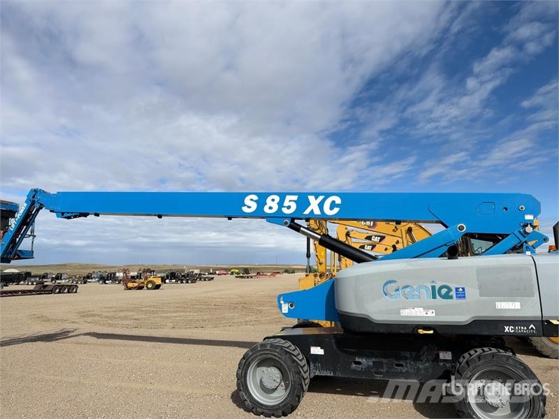 Genie S-85 XC 4WD Diesel Telescopic Boom Lift Teleskopik personel platformları