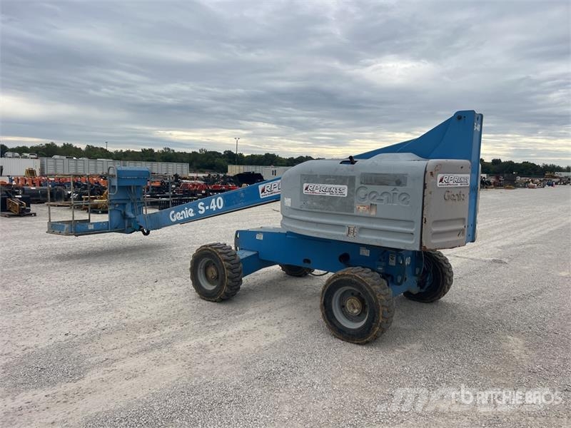 Genie S40 4WD Dual Fuel Telescopic Boom Lift Teleskopiskie pacēlāji