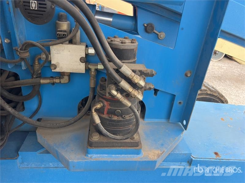 Genie S40 4WD Dual Fuel Telescopic Boom Lift Teleskopiskie pacēlāji