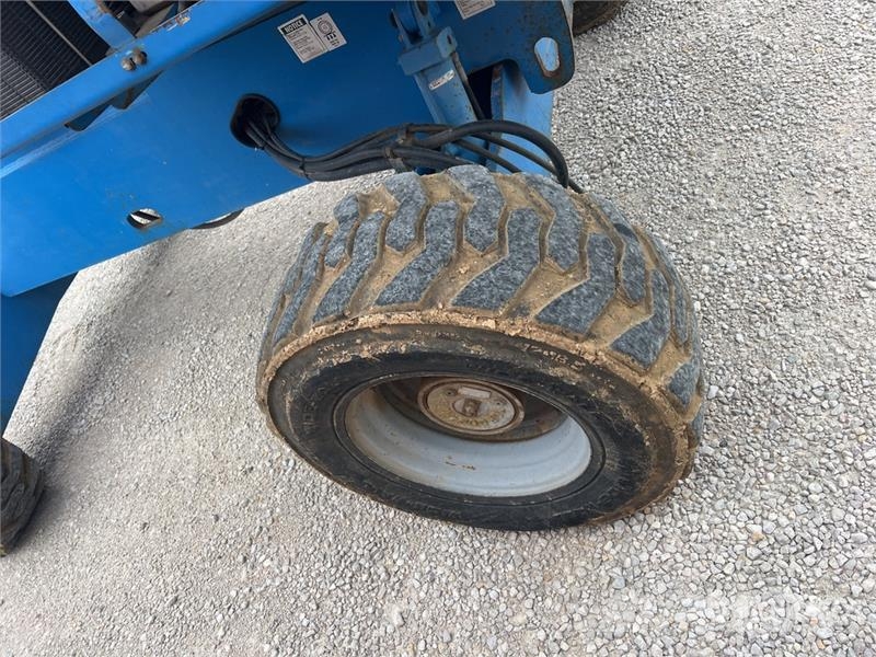 Genie S40 4WD Dual Fuel Telescopic Boom Lift Teleskopiskie pacēlāji