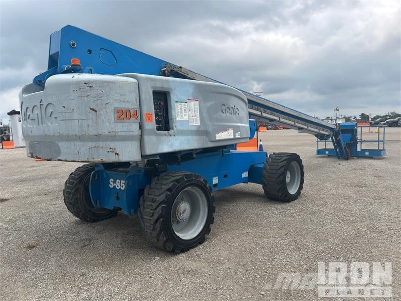 Genie S85 4WD Diesel Telescopic Boom Lift Teleskopske dvižne ploščadi