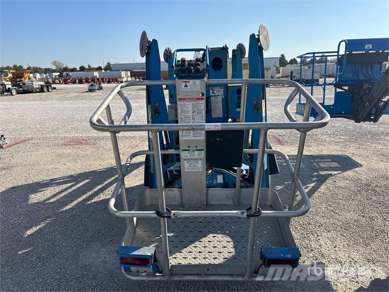 Genie TZ-34/20 Towable Lift Vlečne dvižne ploščadi