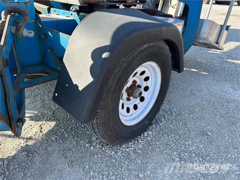 Genie TZ-34/20 Towable Lift Vlečne dvižne ploščadi