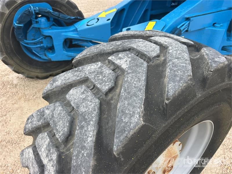 Genie Z-135 4WD Diesel Articulating Boom Lift Strēles pacēlāji