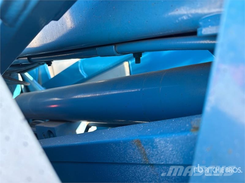 Genie Z-30/20N Zglobne dvižne ploščadi